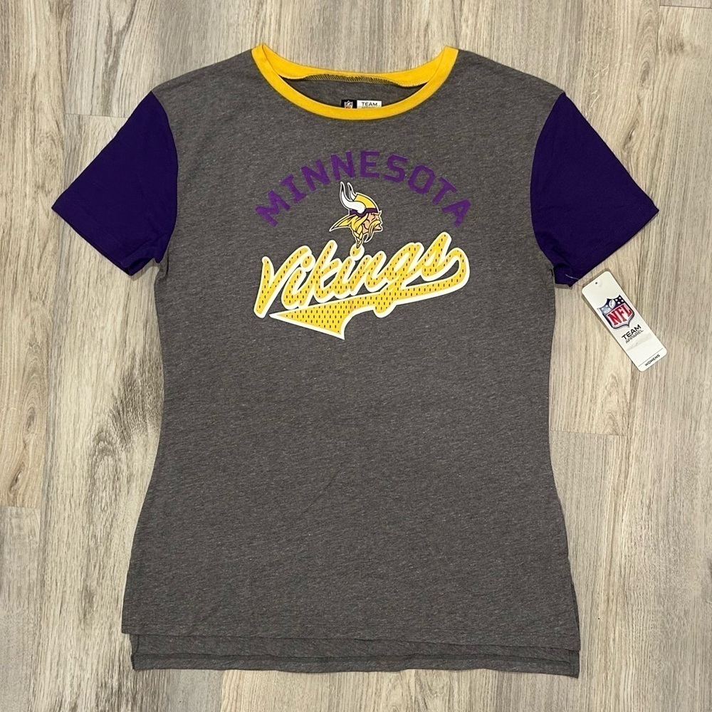 NWT NFL Minnesota Vikings Gray Colorblock Crew Neck Short SleeveT-Shirt Size M